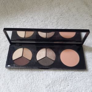 Eyeshadow Palette
